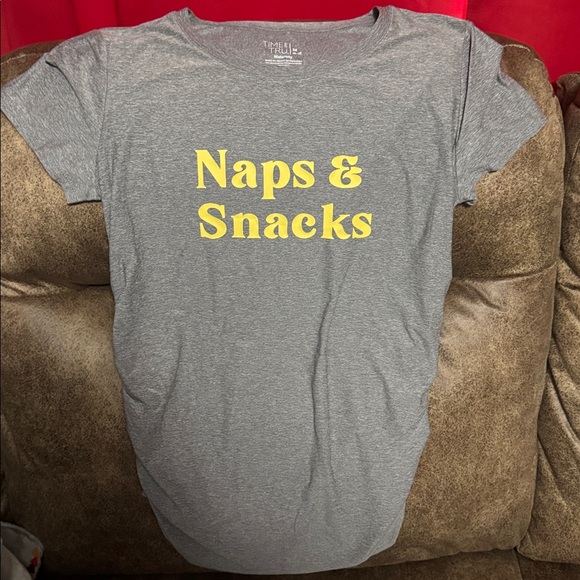 Maternity Lot - Picture 2 of 2